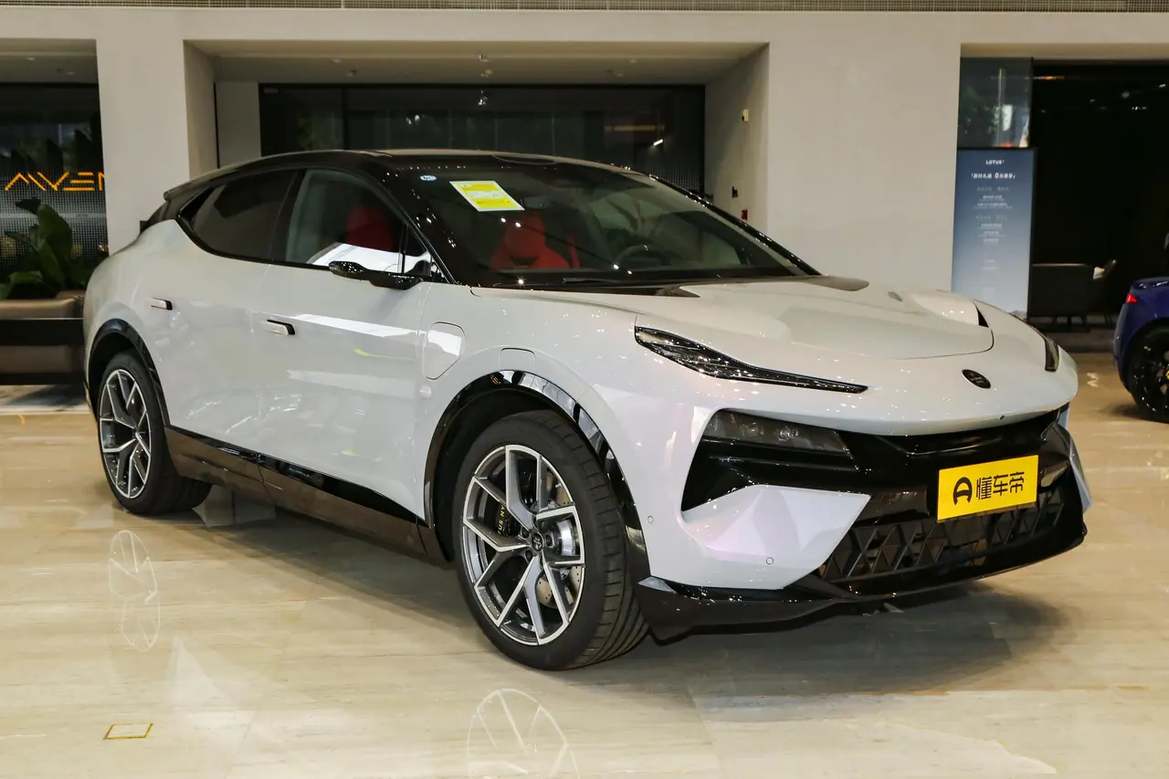 Lotus ELETRE 2024