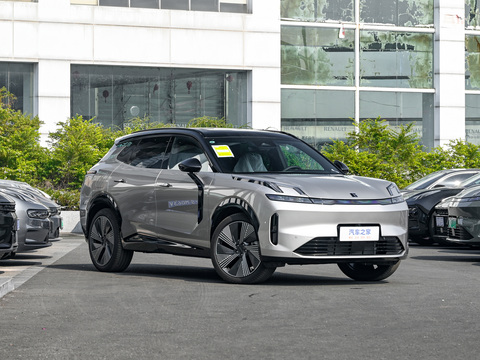 Lynk &amp; Co 08 2024