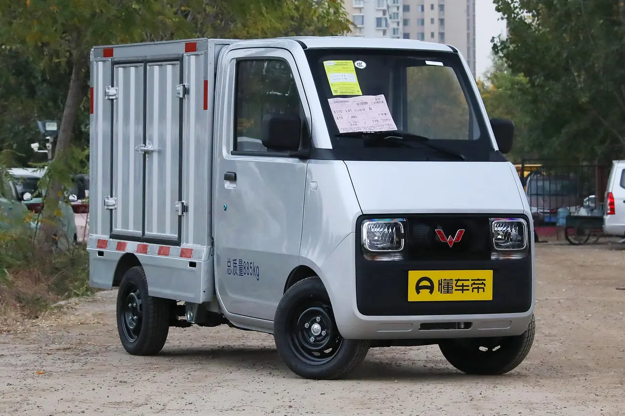 Wuling E10 2023