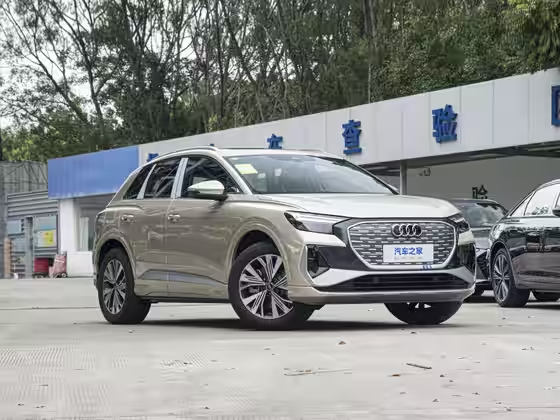 Audi Q4 e-tron 2025