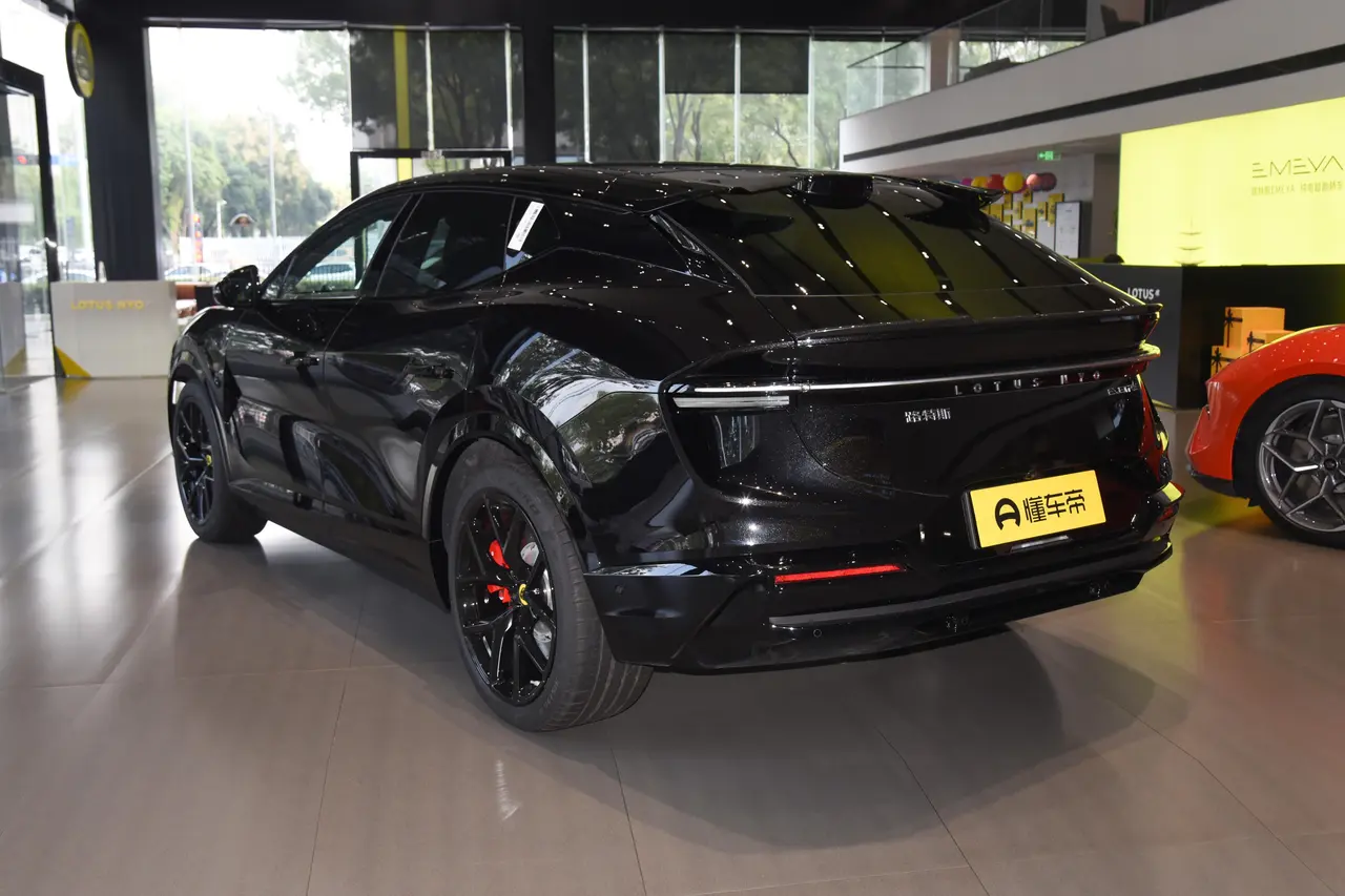 Lotus ELETRE 2023