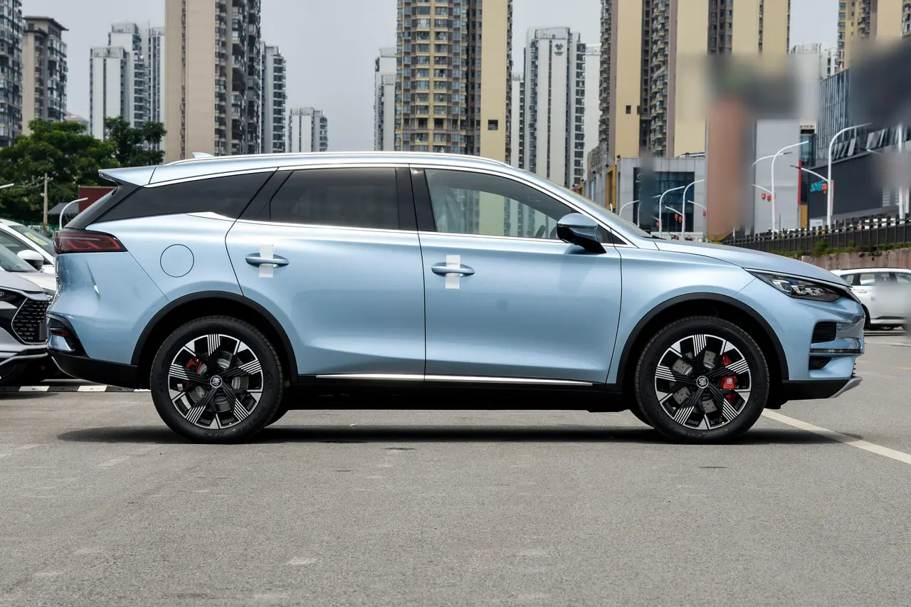 BYD Tang EV 2024