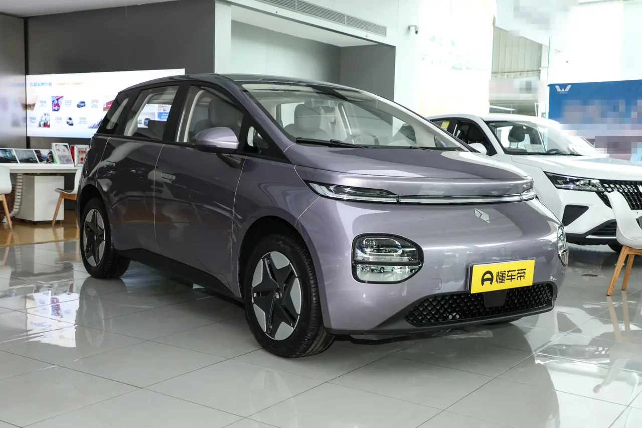 Baojun Clouds 2023