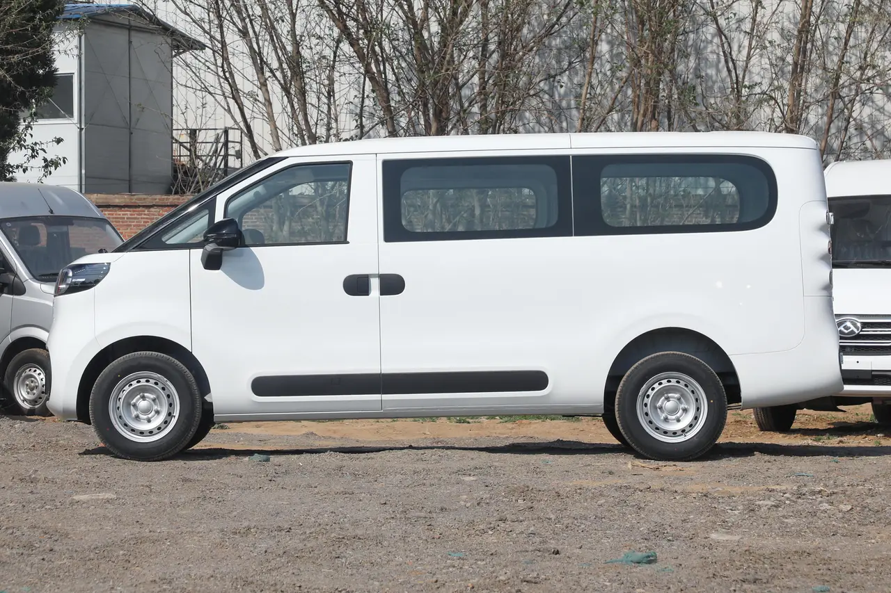 Maxus V1 2024