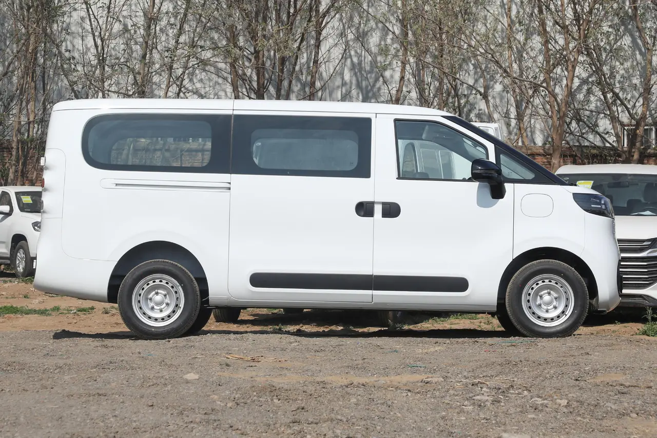 Maxus V1 2024