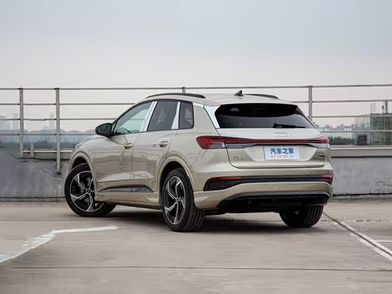 Audi Q4 e-tron 2025