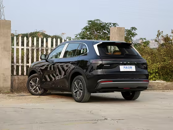 Geely Galaxy Starship 7 EM-i 2025