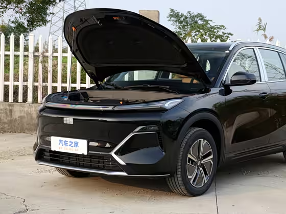 Geely Galaxy Starship 7 EM-i 2025