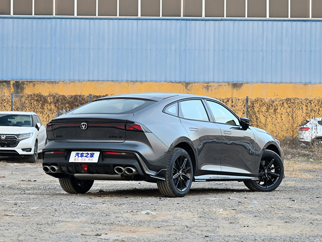 Changan UNI-V 2022