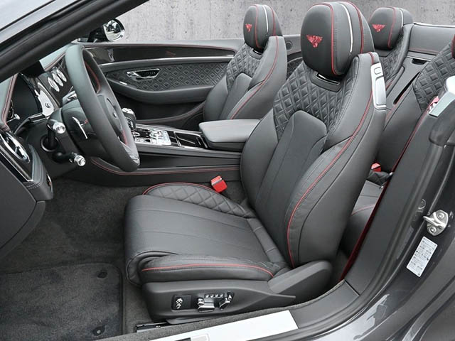 Bentley Continental GTC 2024