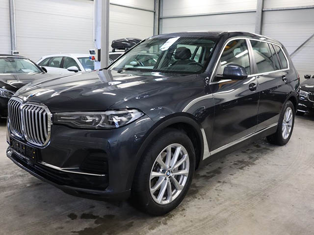 BMW X7 2021