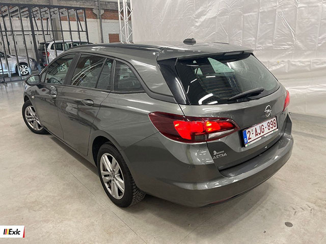 Opel Astra 2021