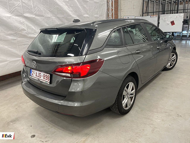 Opel Astra 2021