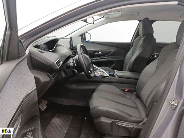 Peugeot 5008 2021