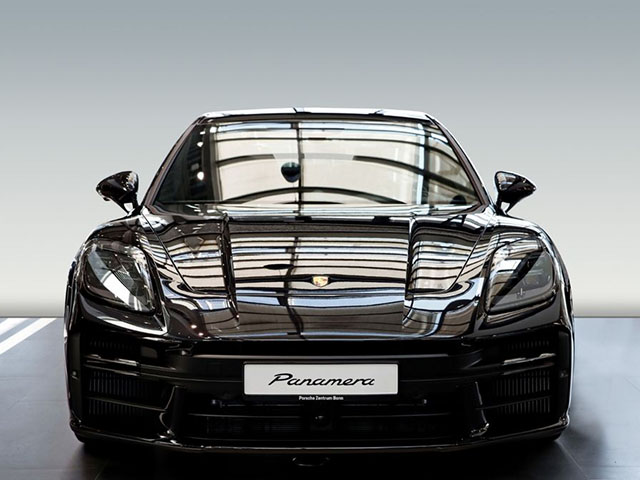 Porsche Panamera 2024