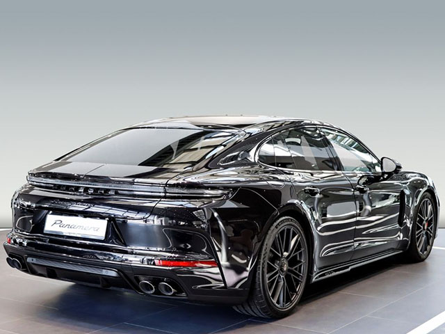 Porsche Panamera 2024