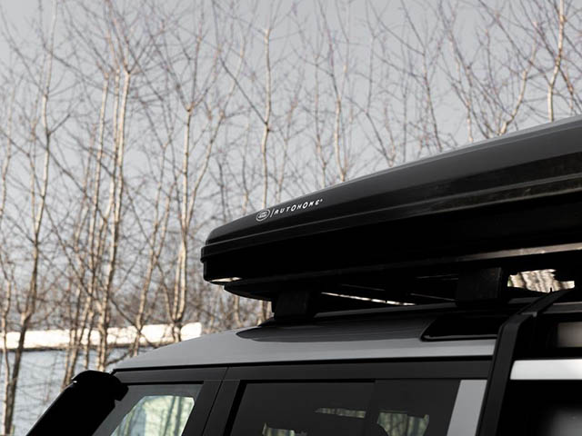 Land Rover Defender 2021