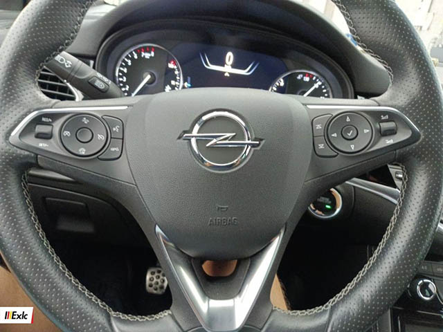 Opel Astra 2021