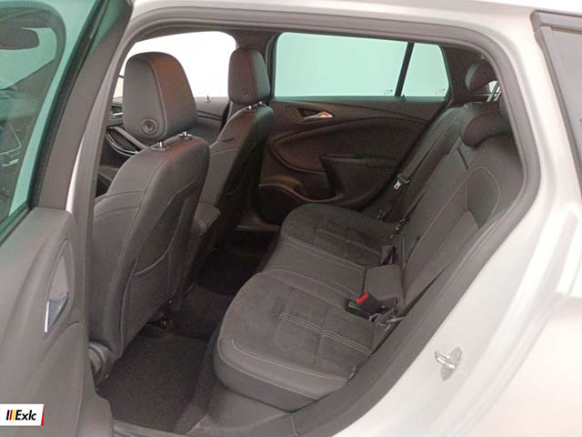 Opel Astra 2021