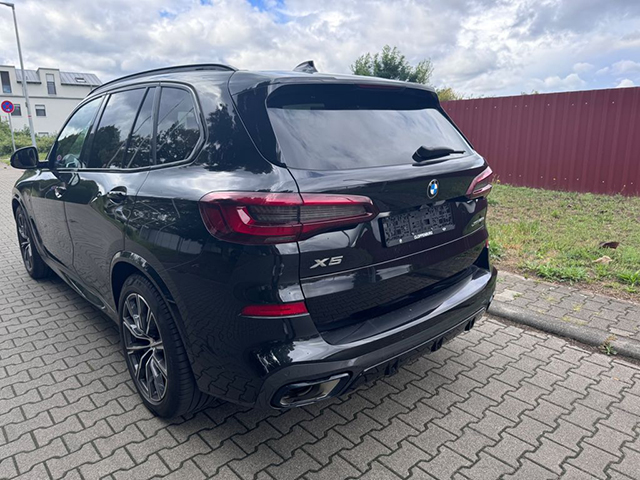 BMW X5 2021