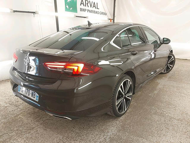 Opel Insignia 2021