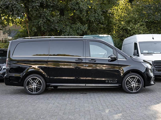 Mercedes V-Class 2024