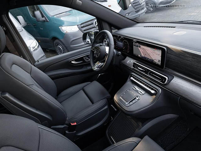 Mercedes V-Class 2024