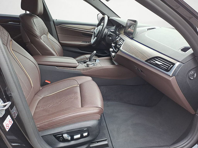 BMW 5 series 2021