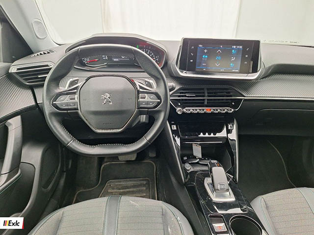 Peugeot 2008 2021
