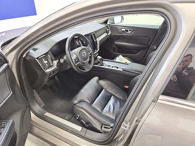 Volvo V60 2020