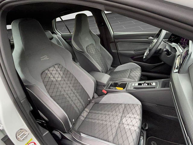 Volkswagen Golf 2021
