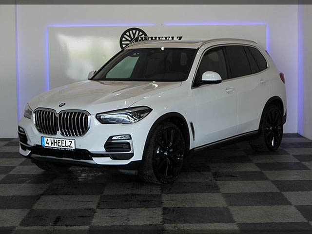 BMW X5 2021