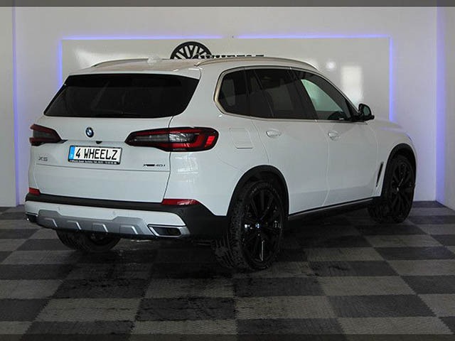 BMW X5 2021
