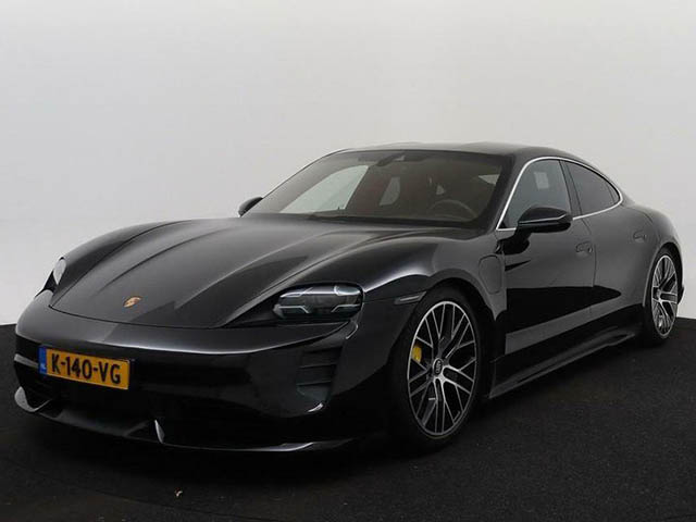 Porsche Taycan 2021