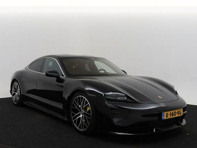 Porsche Taycan 2021