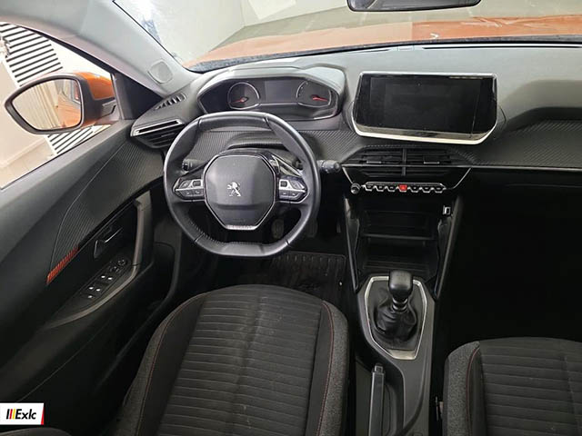 Peugeot 2008 2021