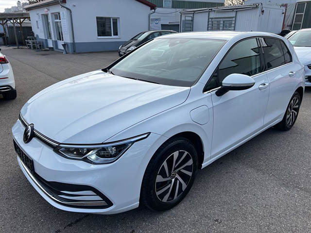 Volkswagen Golf 2021