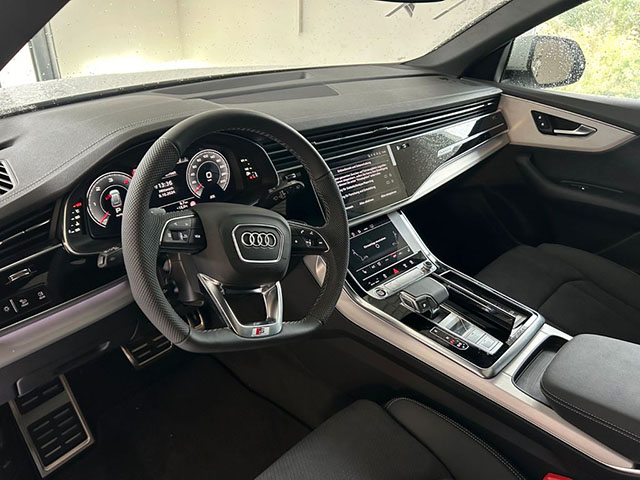 Audi Q8 2024