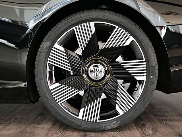 Rolls-Royce Spectre 2024