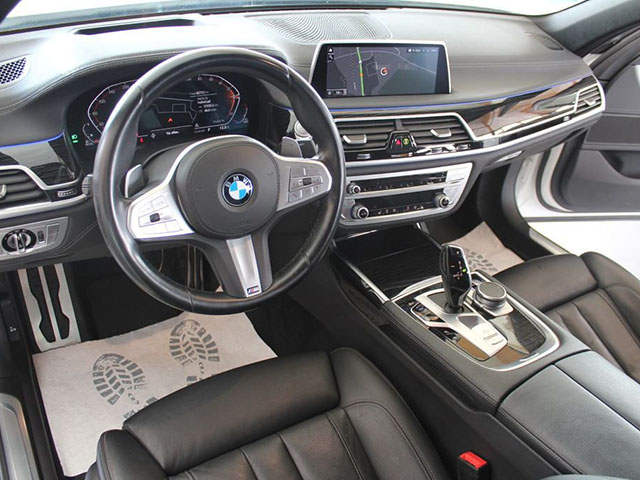 BMW 7 series 2021
