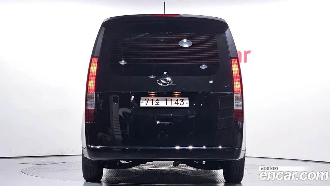 Hyundai Staria 2021