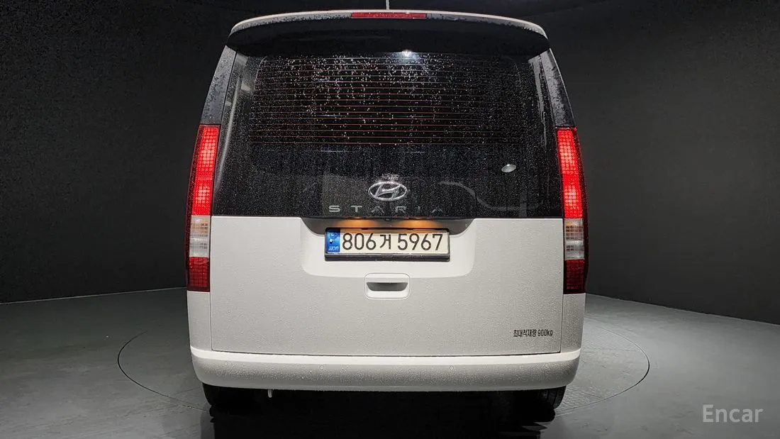 Hyundai Staria 2021