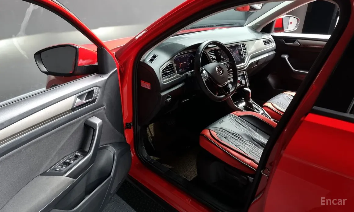 Volkswagen TiRoc 2021