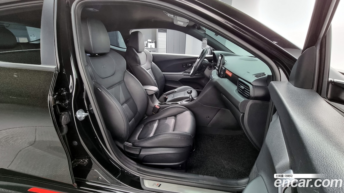 Hyundai Veloster 2019