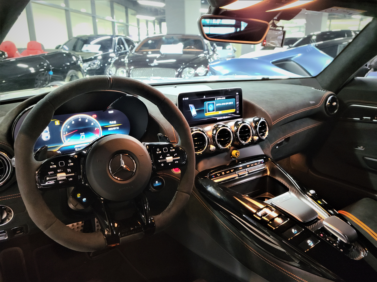 Mercedes AMG GT 2021
