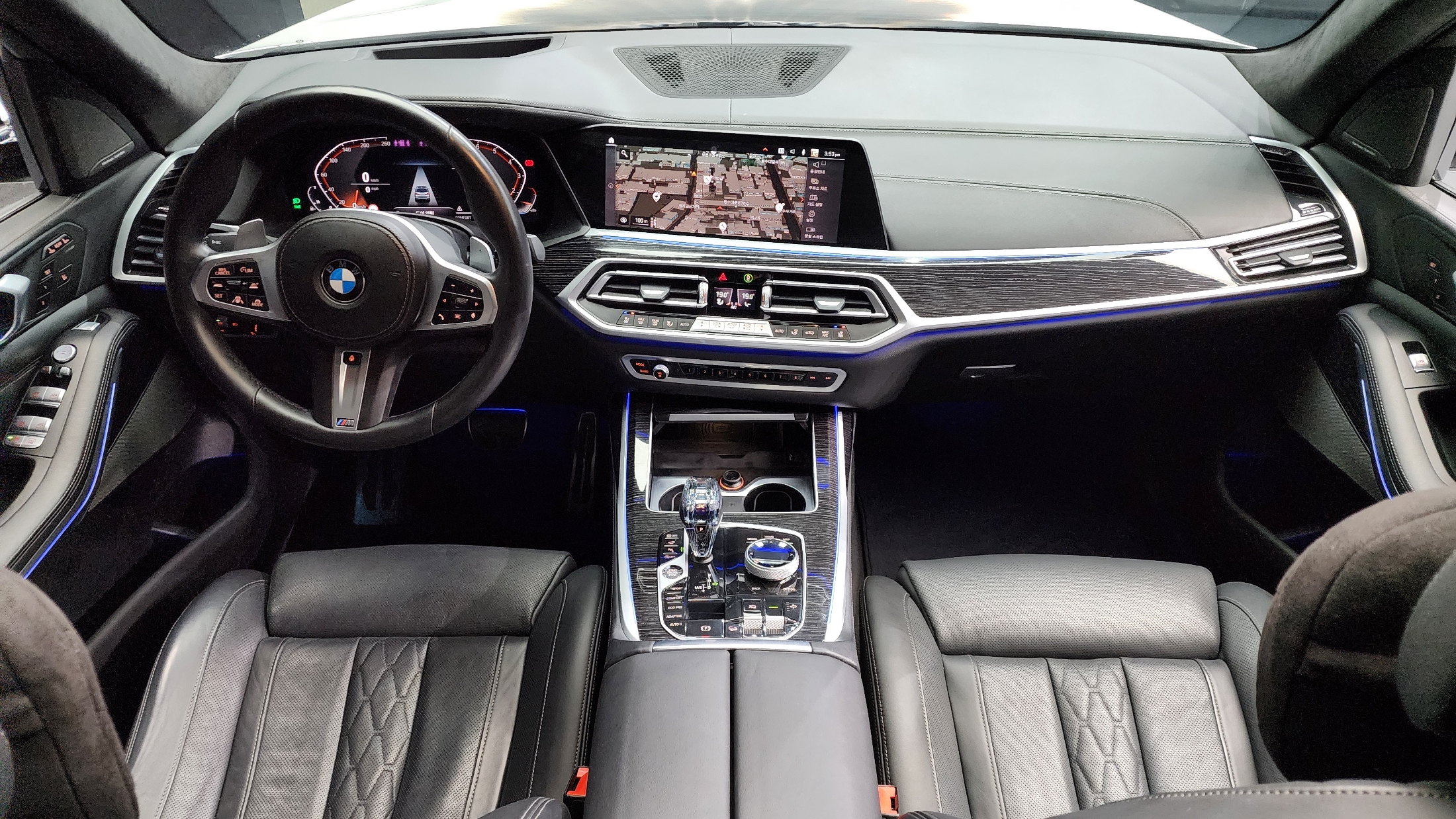 BMW X7 2021