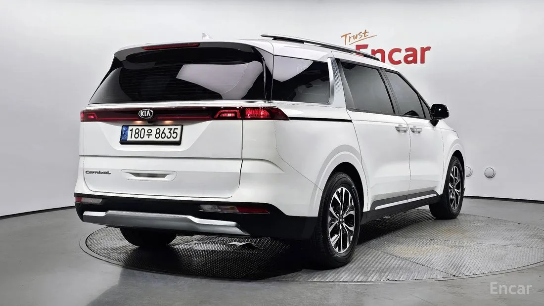 Kia Carnival 2021
