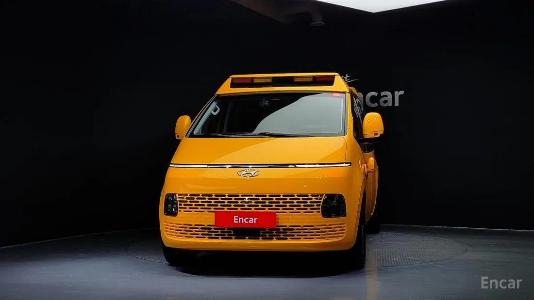 Hyundai Staria 2021