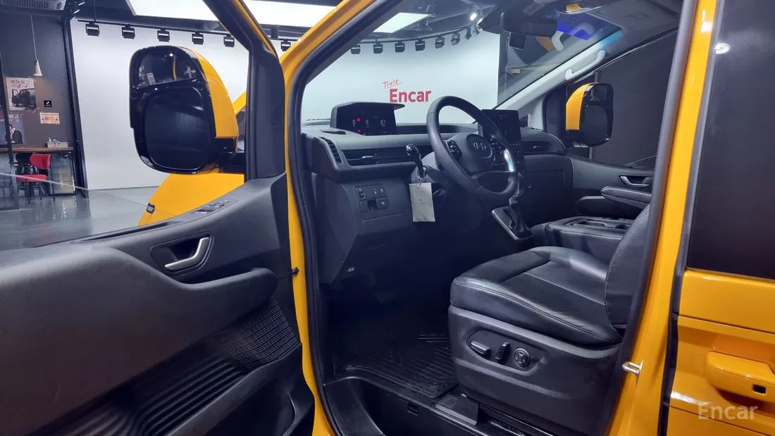 Hyundai Staria 2021