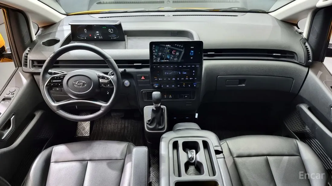 Hyundai Staria 2021
